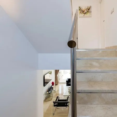 Deluxe * Maspalomas (Gran Canaria)